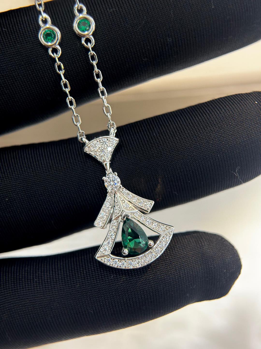 Luxurious Bv Family Diva Series Necklace with Thick Gold Plating, Imported Material, Not Faded - 图片 4