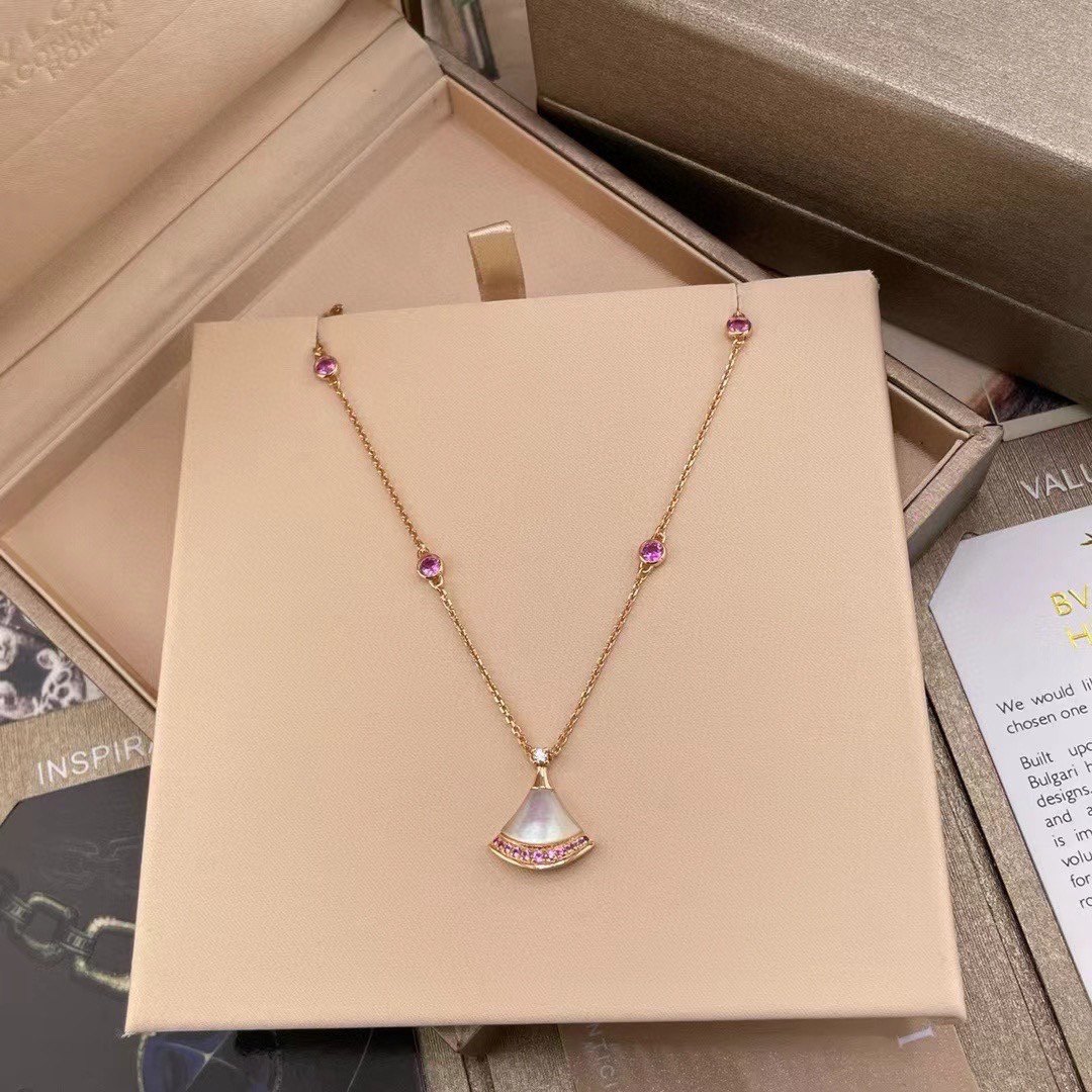 Luxury Custom BV Seven-Year Limit White Beemother Necklace with Roman Heritage Influence - 图片 2