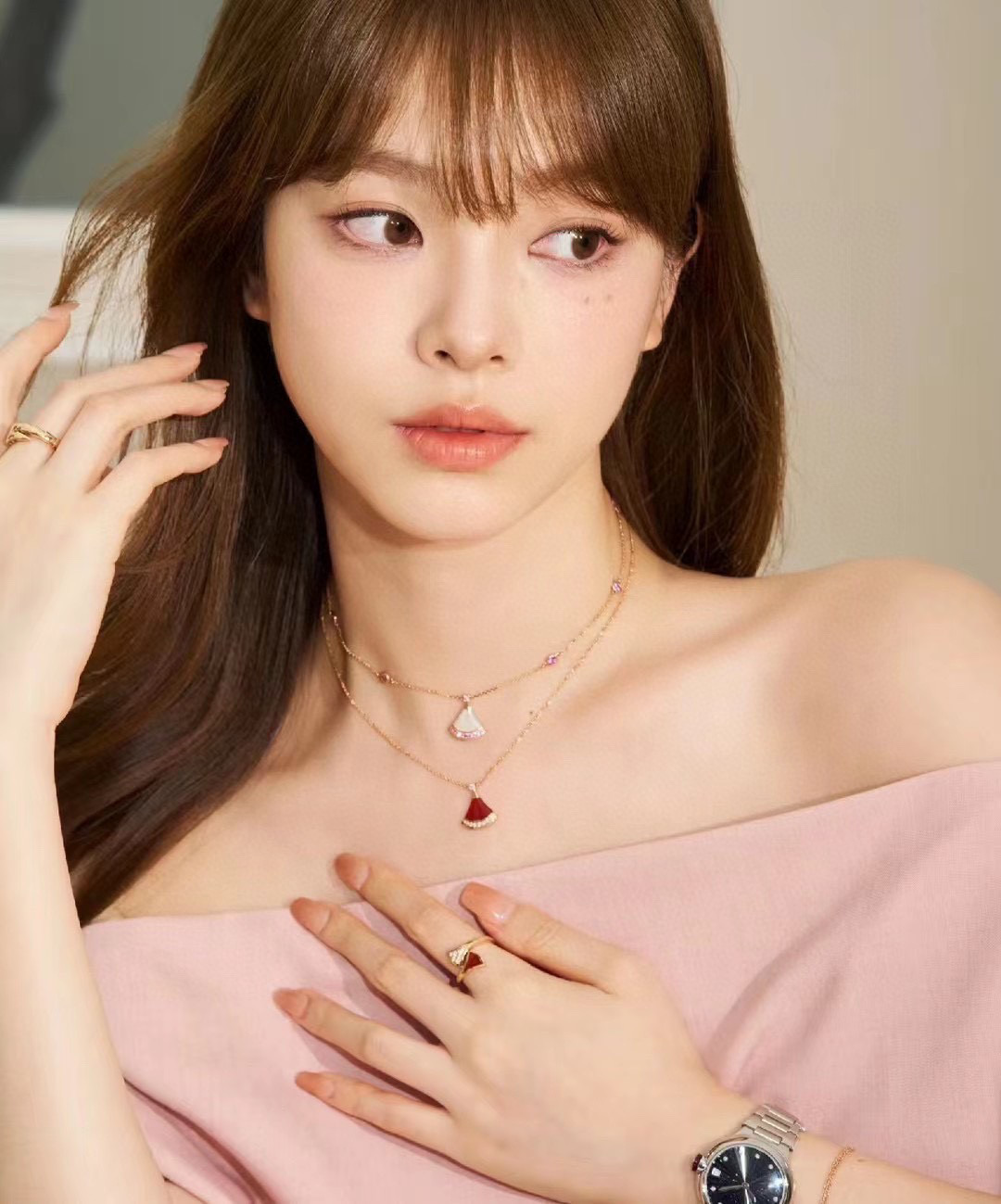 Luxury Custom BV Seven-Year Limit White Beemother Necklace with Roman Heritage Influence - 图片 9