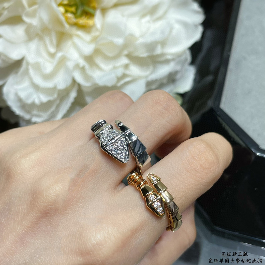 NO:115555,Bulgari wide version single ring head with diamond snake ring, real fragrance series... The real thing is simple and generous, beautiful price, exquisite workmanship, undeformed., fine jewelry, bvlgari,ring19860909宝格丽宽版单圈头带钻蛇戒指,真香系列... 实物简单大方,价格美丽 做工精致 不变形.,饰品精品,bvlgari,ring,Jewelry