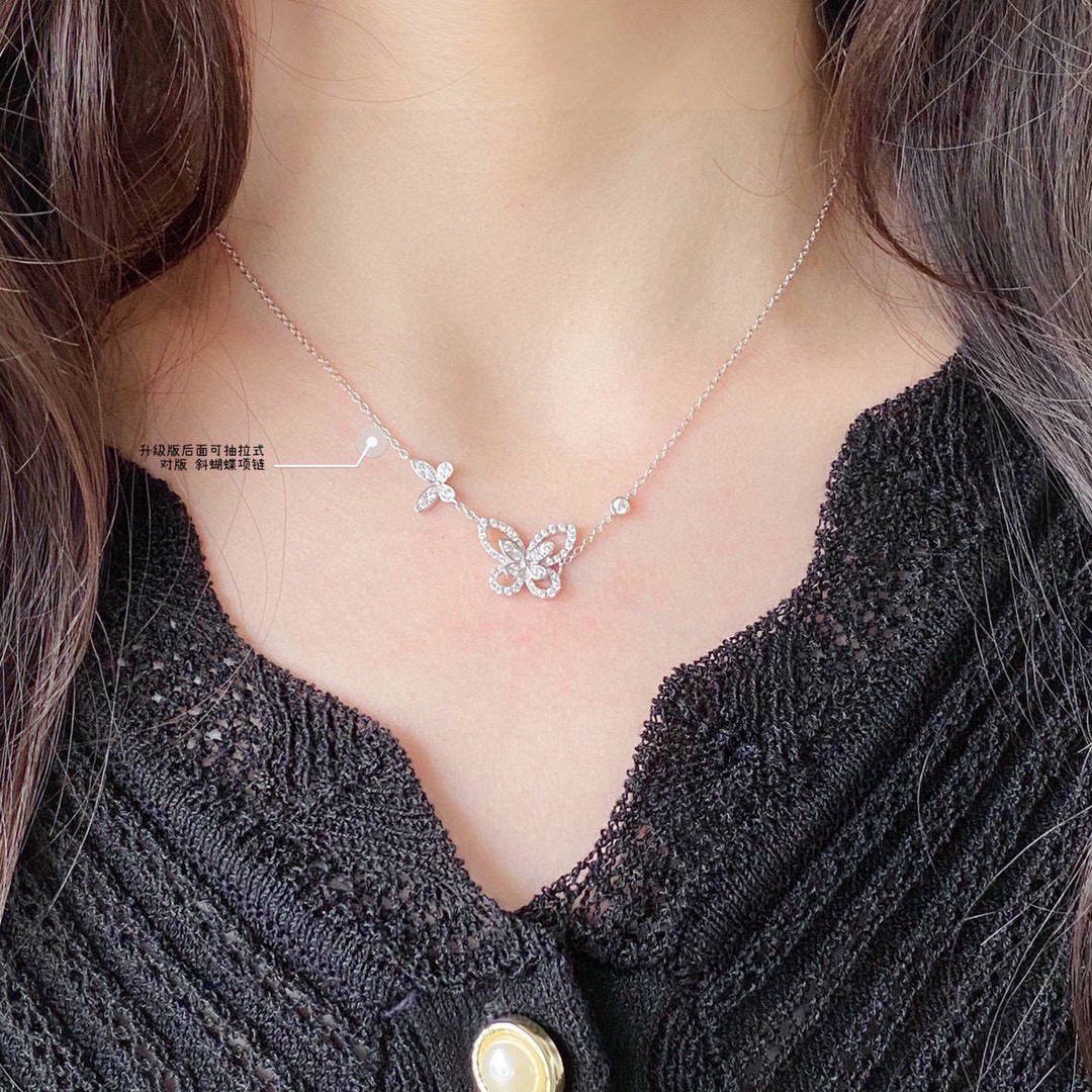 NO:111706,Can draw the Ragraff slanted butterfly necklace, high-end jewelry works. The bow with agile lines may be surrounded by fingers, shines at the neck, or draws a perfect curve in the ears, interpreting the modern high-end jewelry style in a bold style, jewelry quality, graff, necklace19860909可抽拉格拉夫斜蝴蝶项链,高级珠宝作品 线条灵动的蝴蝶结或环绕指间、或在颈窝处闪耀、亦或在耳畔划出完美弧度,以大胆的风格演绎现代高级珠宝风格,饰品精品,graff,necklace,Jewelry