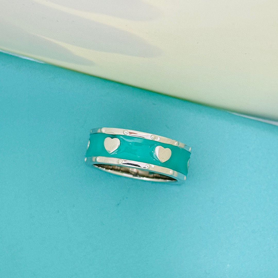NO:107758,T-home, classic enamel, green, love ring, can be matched with bracelets, necklaces, beautiful and suffocating. 100% praise. A super delicate and unique style to get started!  !  Not tacky at all!  Original 925 sterling silver fine work!  Beautiful people and beautiful rings!  Focus 678 sizes rings, jewelry boutiques, necklace, bracelet, ring, pure silver19860909T家 爆单款 经典珐琅 绿 爱心 戒指可以搭配手链项链美的窒息 百分百好评 上手超级秀气别致的一款！！一点也不俗气！原版925纯银精工细作！人美戒指美！焦点 678码齐 戒指,饰品精品,necklace,bracelet,ring,pure silver,Jewelry