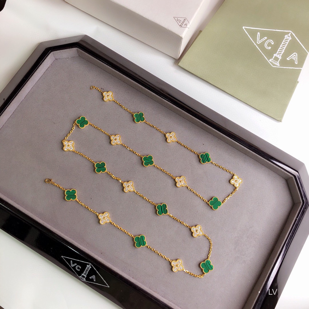 👑 【代购级别】👼vca四叶草梵克雅宝 满钻💎孔雀石二十花项链 ✨🌸20花 彩宝🌹长链毛衣链😁注意出货⚠