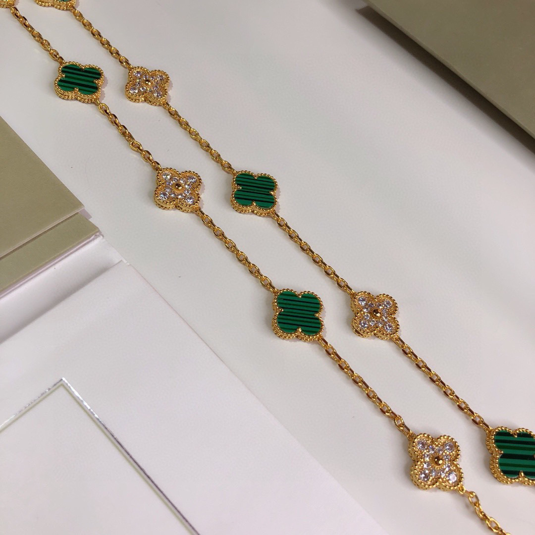 👑 【代购级别】👼vca四叶草梵克雅宝 满钻💎孔雀石二十花项链 ✨🌸20花 彩宝🌹长链毛衣链😁注意出货⚠