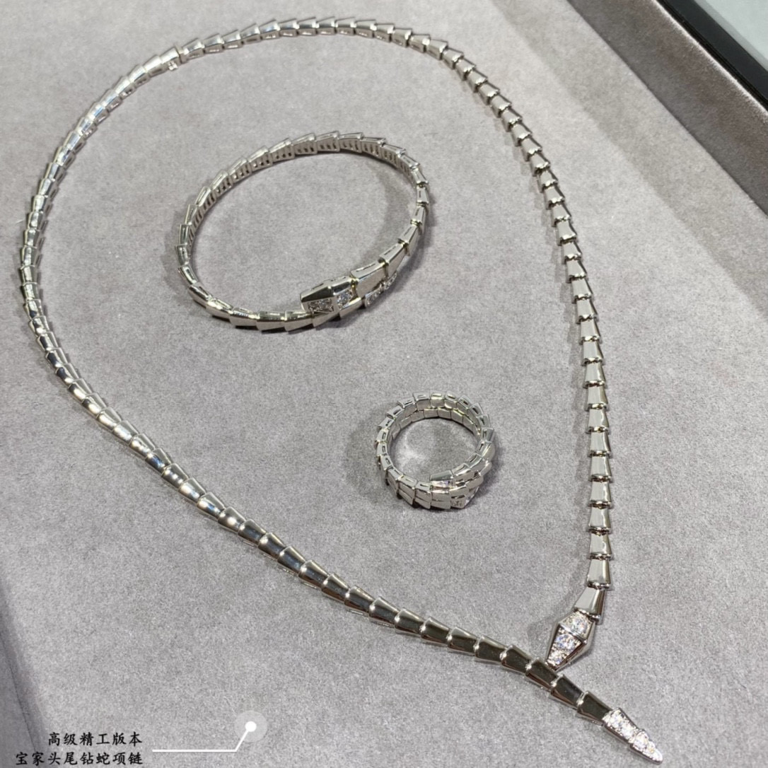 👑高级精工版本 宝格丽头尾钻蛇项链，真香系列... 实物简单大方 价格美丽 做工精致