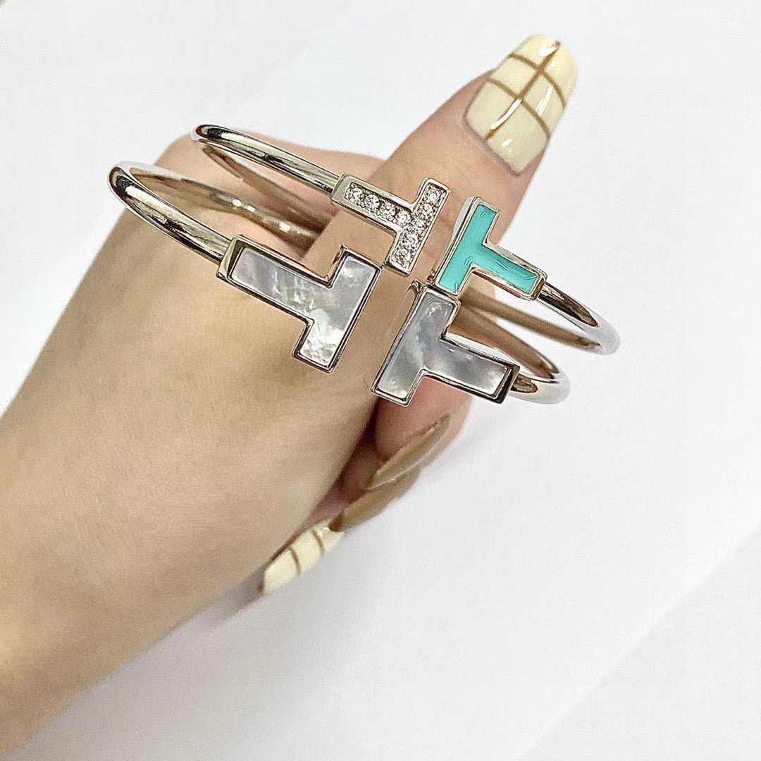 High-End Customized T-White Bracelets from TiffanyT Series: New York Energy in Every Layer. - 图片 6
