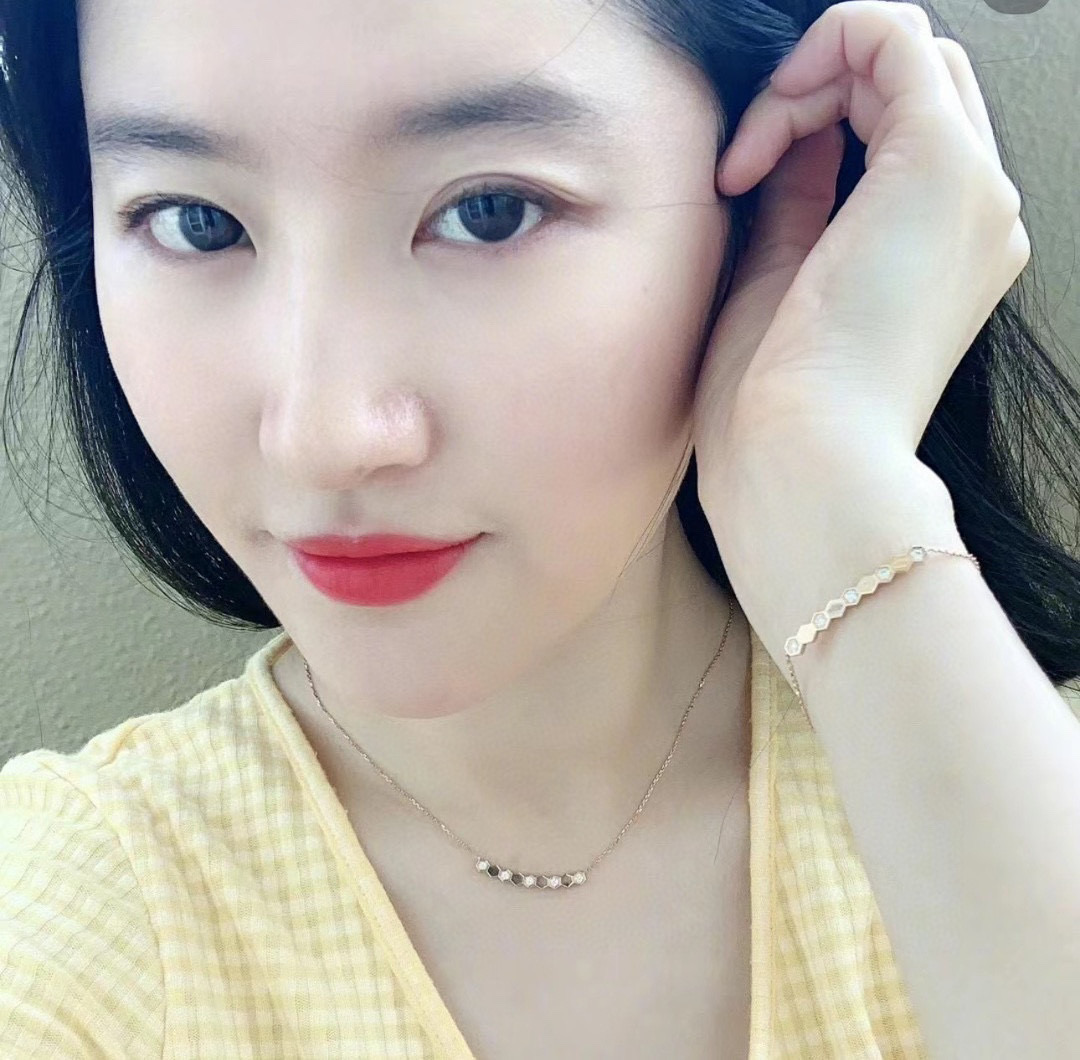 👑【代购级别】尚美CHAMUET  波浪 蜂窝 系列 项链 奢侈  高端定制✨沿用尚美蜂窝Bee My 
