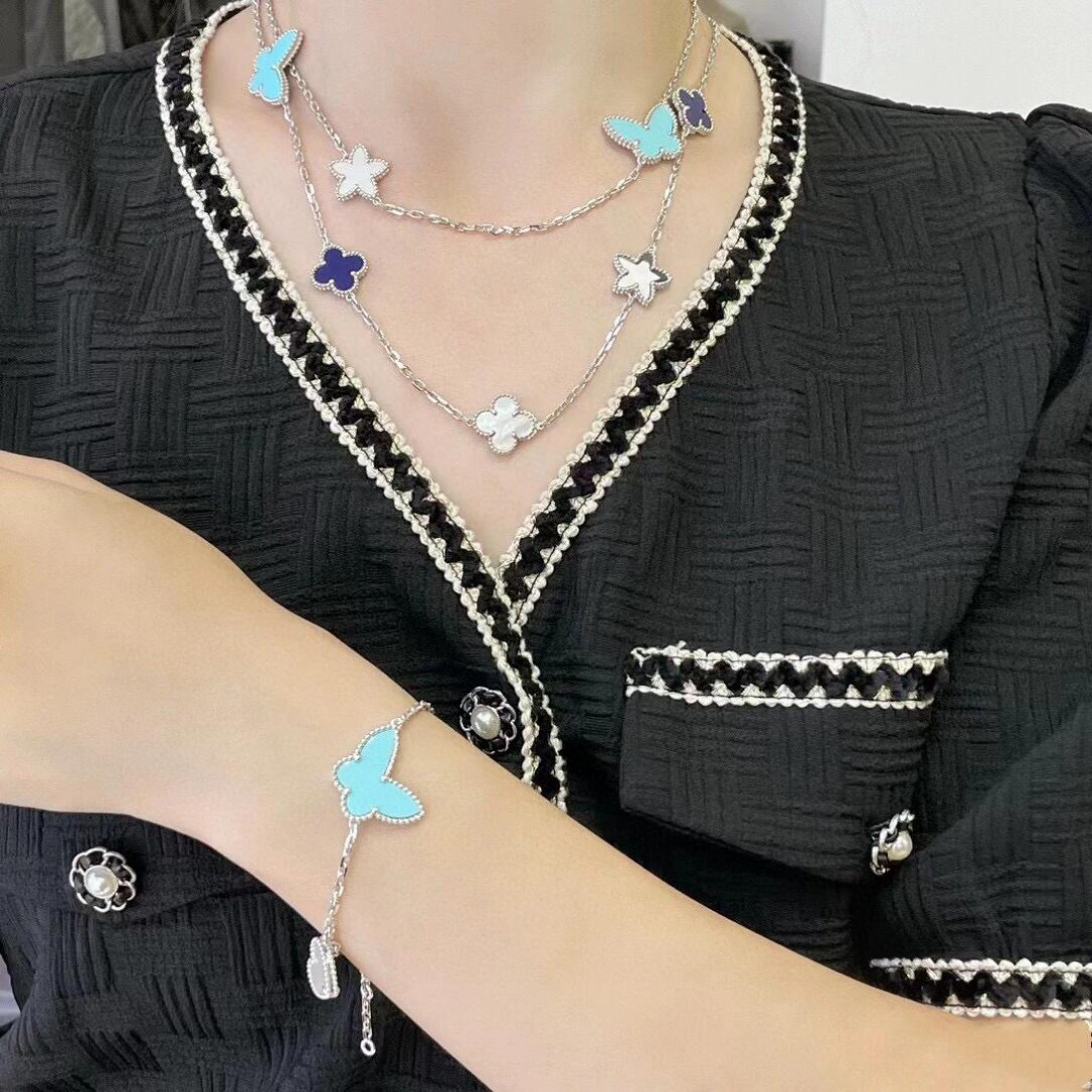 👑粗链条 ⛓👍VCA乱花lucky项链🤩 非常独特 个性 时尚 🥳🥳采用了绿松石 蓝玛瑙 白贝母 灰贝母
