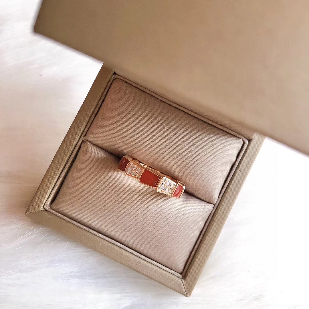 👑Bvlgari 宝格丽 serPenti系列 红蛇 宽版戒指 精选德国进口材质电镀18k玫瑰金 超精工