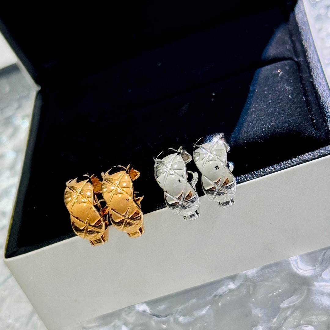 NO:768221,CNC version Xiaoxiang classic rhombus glossy ear shot high-end customization real shot high-end jewelry coco crush!  All-star lineup COCO CRUSH new product!  Series of high-end jewelry rings, super durable, platinum and rose gold, electroplated thick gold, ear racket, fine jewelry, ring19860909CNC版本 小香 经典款 菱格 光面 耳拍 高端定制 实拍高端珠宝coco crush！全明星阵容 COCO CRUSH 新品！系列高级珠宝戒指 超级耐看 铂金玫瑰金 电镀厚金 耳拍,饰品精品,ring,Jewelry