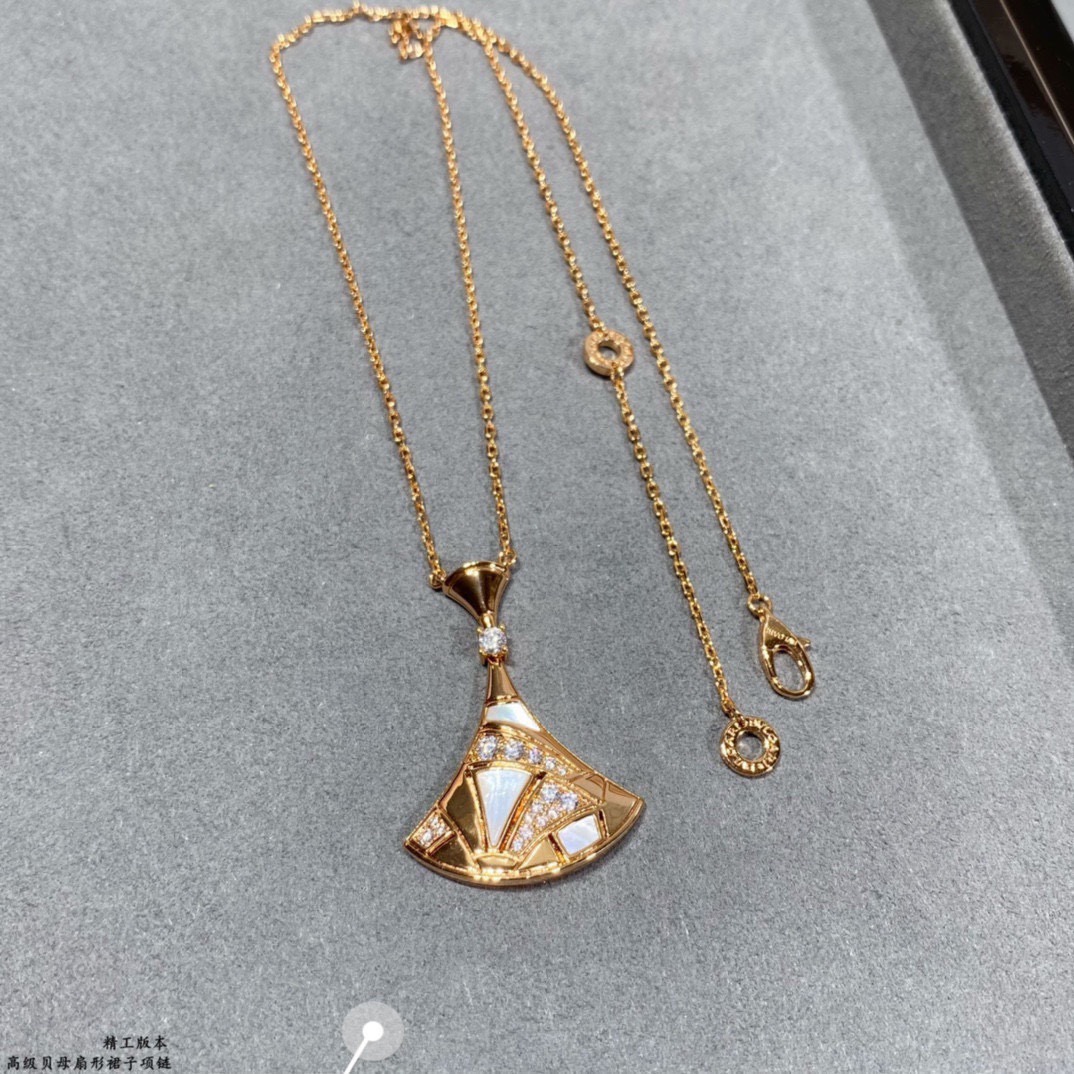 Bvlgari 宝格丽珐琅大号 裙子 项链 Diva系列