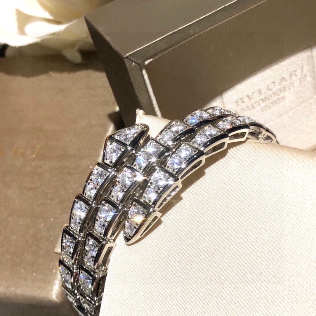 Bvlgari 独家首发 最新 系列 火爆 BVLGARI宝格丽蛇手镯