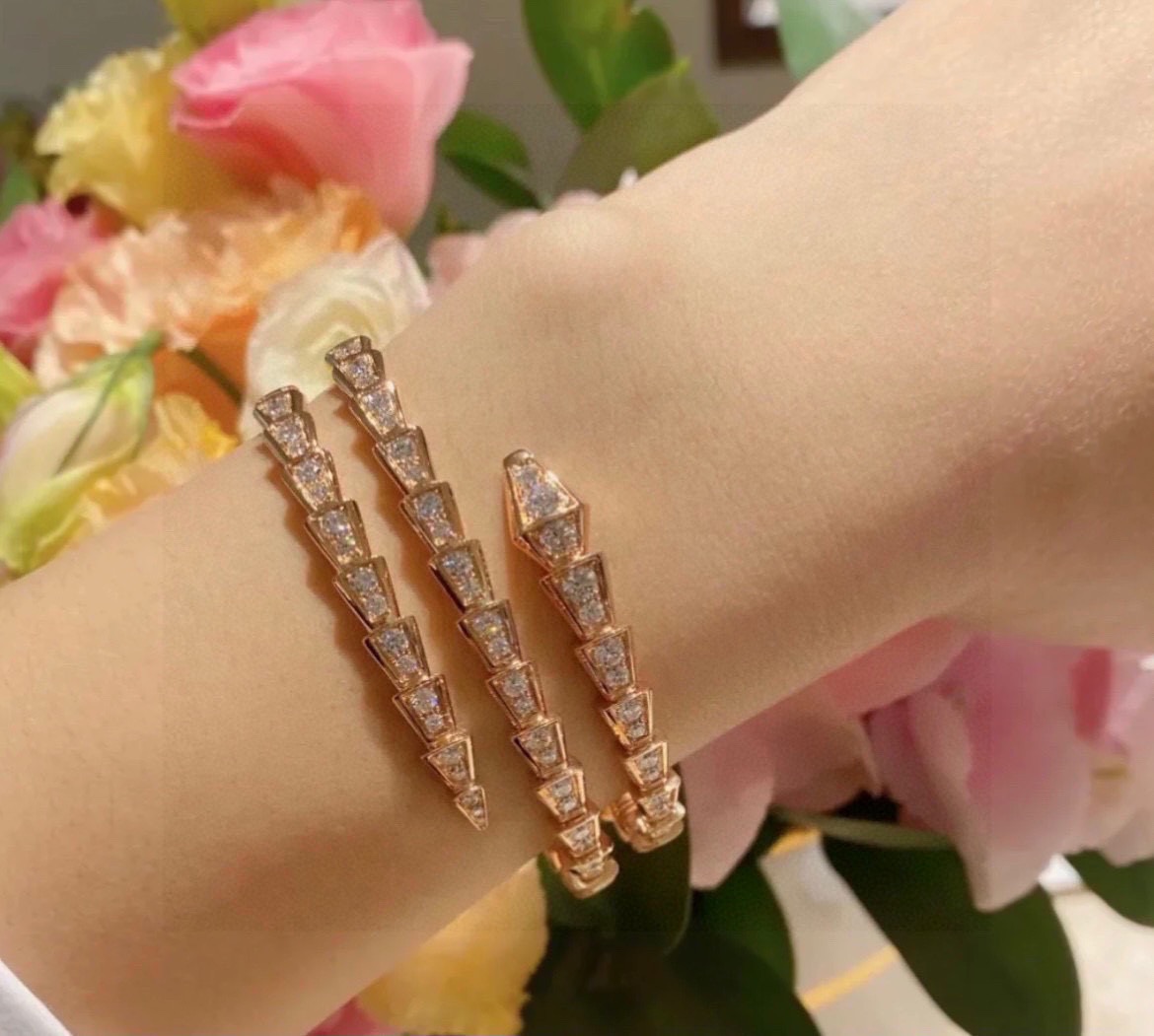 Bvlgari 独家首发 最新 系列 火爆 BVLGARI宝格丽蛇手镯
