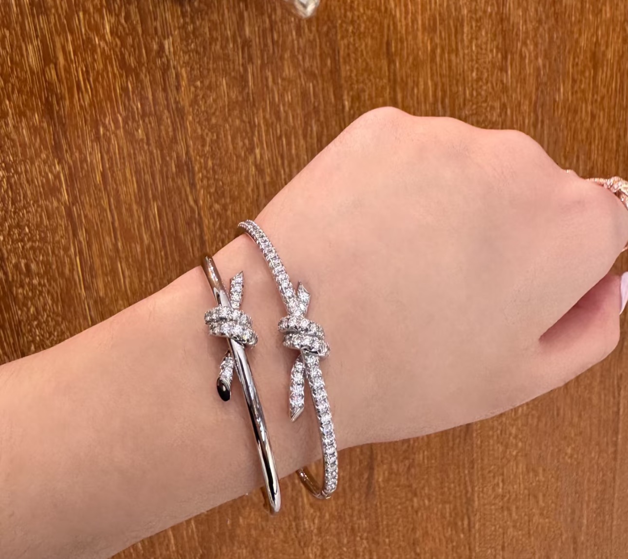 Hermès T家 新款 缘系列 半钻 打结