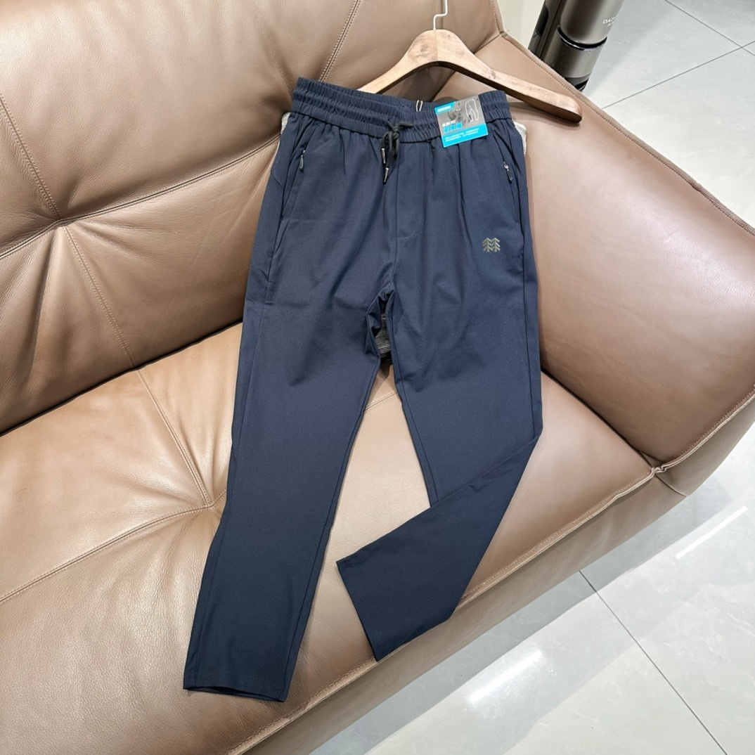 💰125
KOLON SPORT/科隆定制立体小标剪裁休闲长裤
黑色 藏青 中灰
尺码m到5x
百搭长裤上新 秋冬款 威而胜棉 标准版型 面料偏软微弹力 ,吸湿透气,柔软舒适 自然保型
松紧腰围 宽松舒适度自行调节 ,适合日常运动 ,裤子侧缝立体剪裁,屁股弧线条剪裁 简约有型
口袋两侧隐形拉链 不影响美观的同时又保证手机安全 ,细节都是实拍 品质无敌 ,关键上身效果很好 ,显高 百搭 不挑身材 最大可穿200斤
日常休闲穿着 ,户外运动爬山 舒适度透气性非常
M裤长96腰围36松紧拉长74腿围49建议体重115斤左右
L裤长98腰围38松紧拉长78腿围51建议体重135斤左右
Xl裤长100腰围40松紧拉长82腿围53建议体重150斤左右
2xl裤长102腰围42松紧拉长86腿围55建议体重160斤左右
3xl 裤长104腰围44松紧拉长90腿围57建议体重175斤左右
4xl裤长105腰围46松紧拉长94腿围59建议体重185斤左右
5xl裤长106腰围48松紧拉长98腿围61建议体重195斤左右