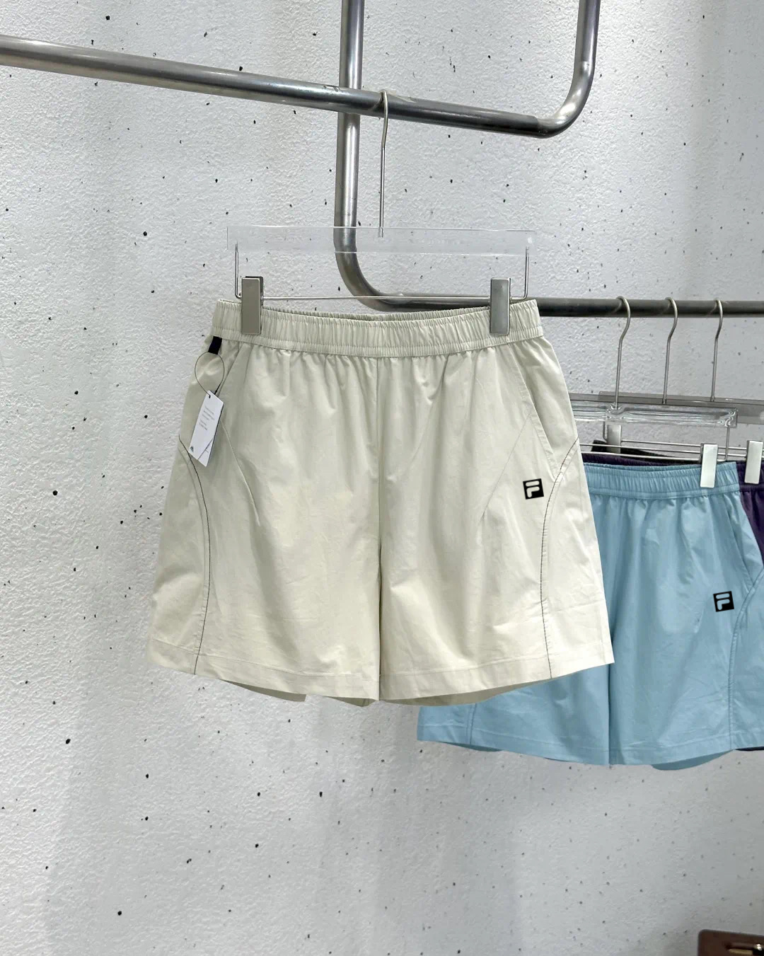 Fila Pantalones Cortos Casuales Unisex: Comodidad y Estilo en Cada Paso 7 i1748006078078 3973 0 5