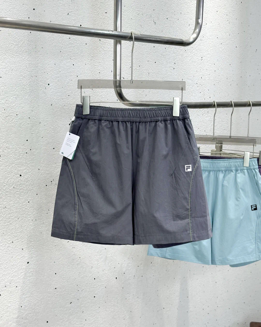 Fila Pantalones Cortos Casuales Unisex: Comodidad y Estilo en Cada Paso 6 i1748006078326 3629 0 4