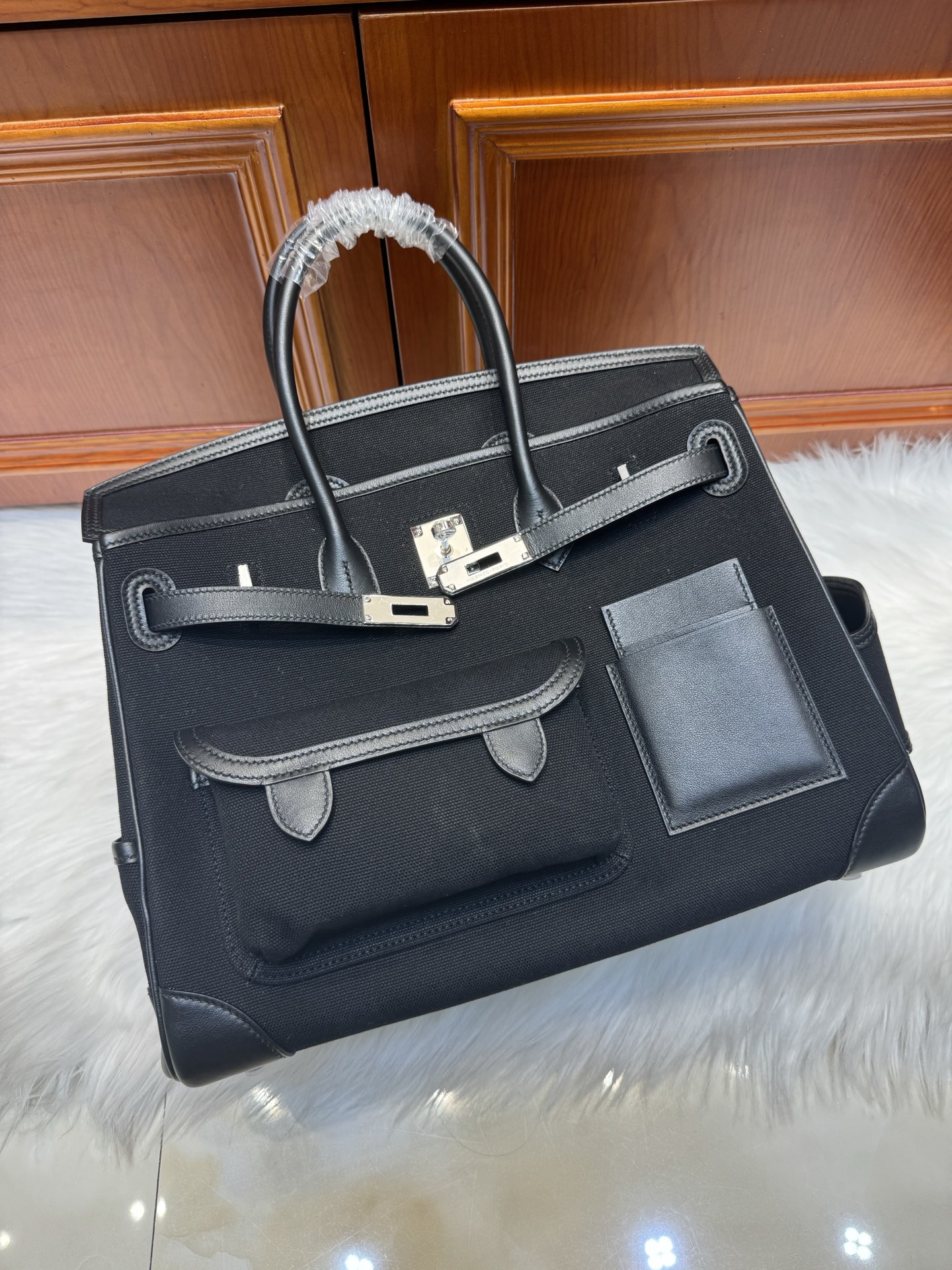 NO:699579,In stock platinum Birkin Cargo 35Cm black swift canvas silver buckle, Hermes, hermes, stuart weitzman, Hermes,19860909现货 铂金 Birkin Cargo 35Cm 黑色swift拼帆布 银扣,爱马仕,hermes,stuart weitzman,Hermes,,Bag