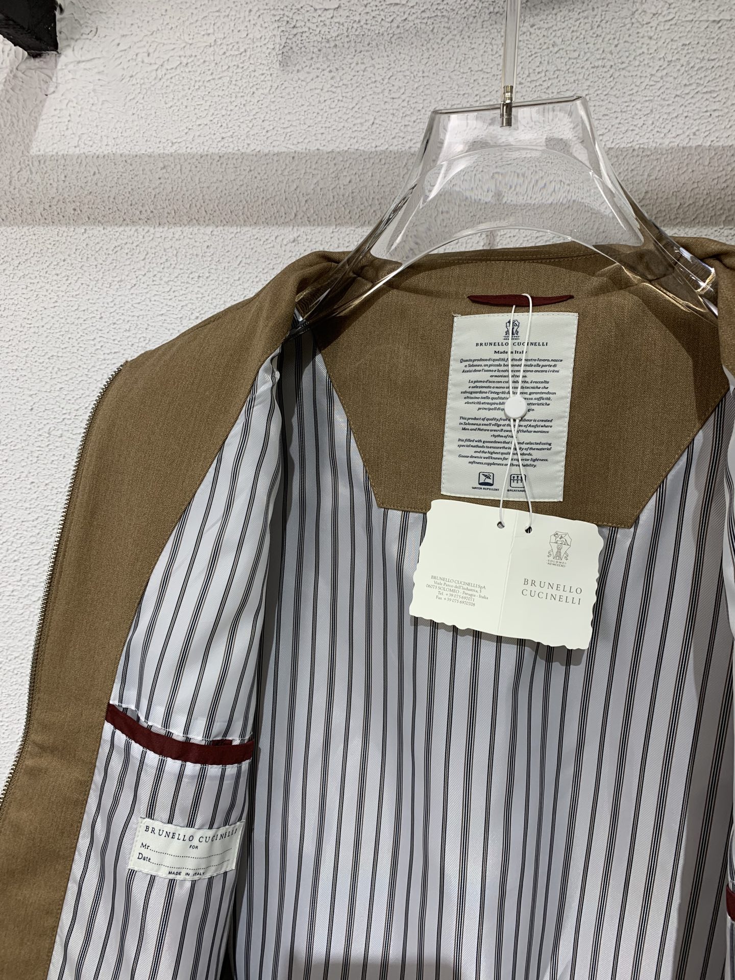 上新🔥BC意大利 老钱风 夹克外套，高品控的挚爱！开模定制五金辅料、三标齐、车线工整细密、细节精湛，高级