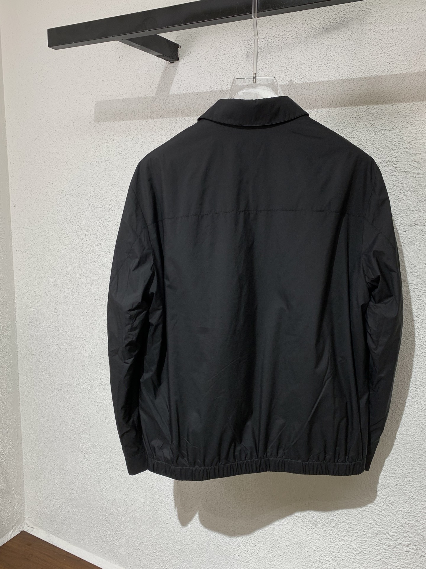 “Black and Brick Red Clothing Collection: 48-56 Sizes, Fast Delivery” - 图片 3