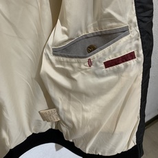 BC🏠男士秋冬新款轻薄棉服外套,官网同步发售!开模定制五金辅料、三标齐,内里薄棉填充,面料舒适柔软细腻、 BC🏠男士秋冬新款轻薄棉服外套,官网同步发售!开模定制五金辅料、三标齐,内里薄棉填充,面料舒适柔软细腻、