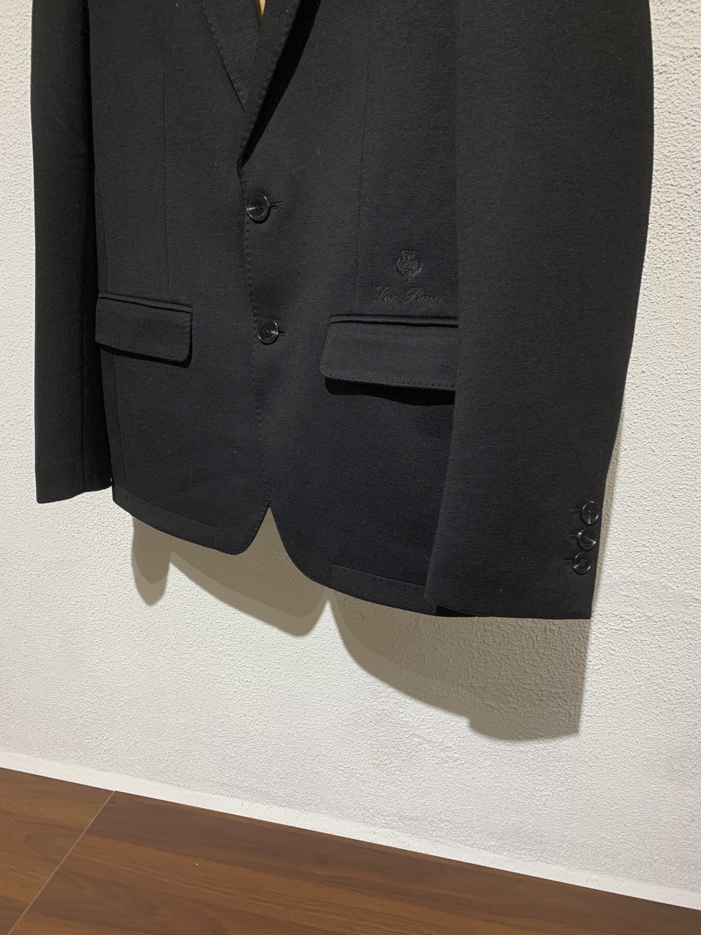 羽绒服 lP🆕&诺悠 翩雅🏡秋冬新款男士西装羽绒外套！高定面料 透气舒适度高，90%鹅绒填充、暖和度十足