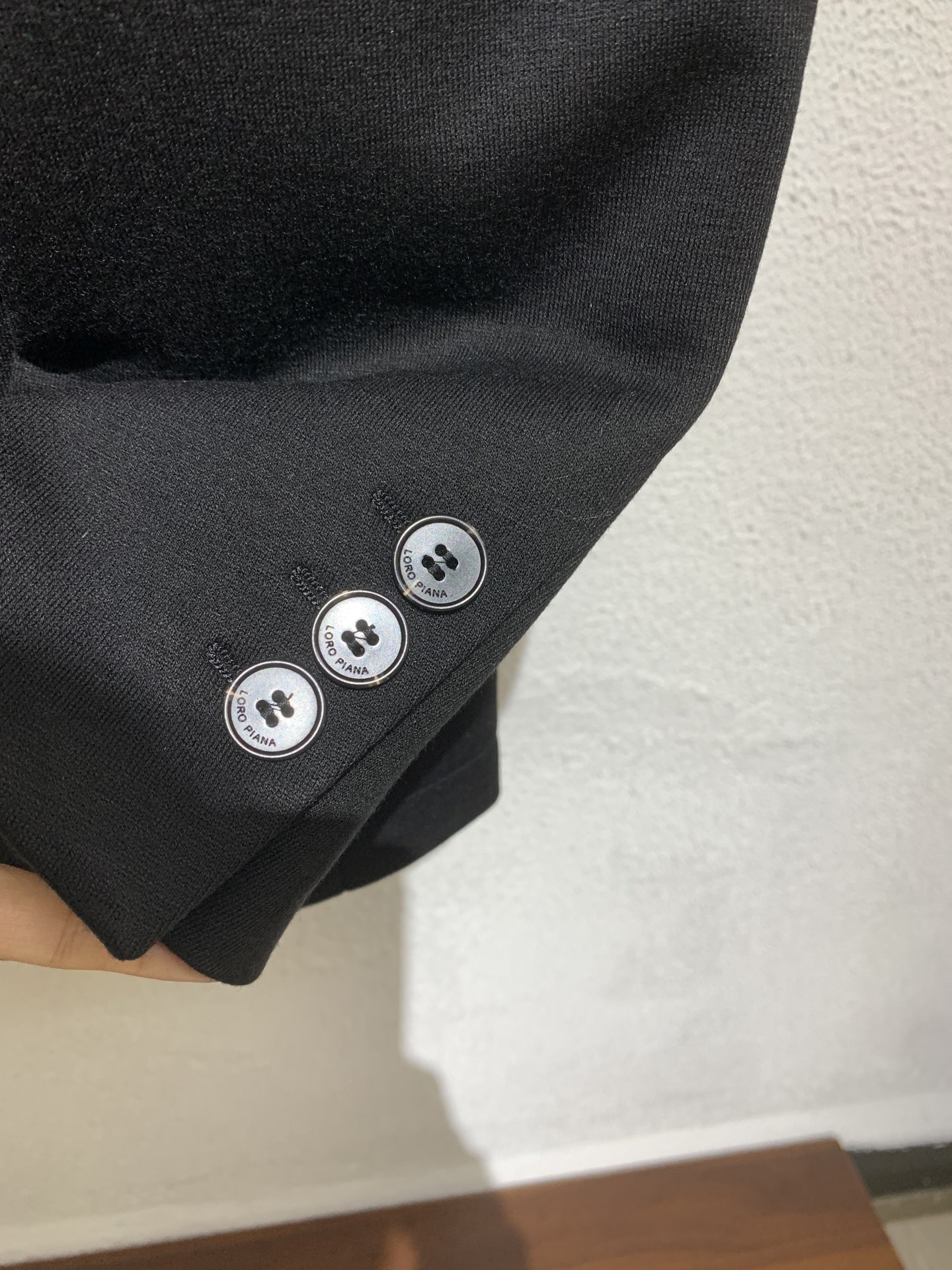 羽绒服 lP🆕&诺悠 翩雅🏡秋冬新款男士西装羽绒外套！高定面料 透气舒适度高，90%鹅绒填充、暖和度十足