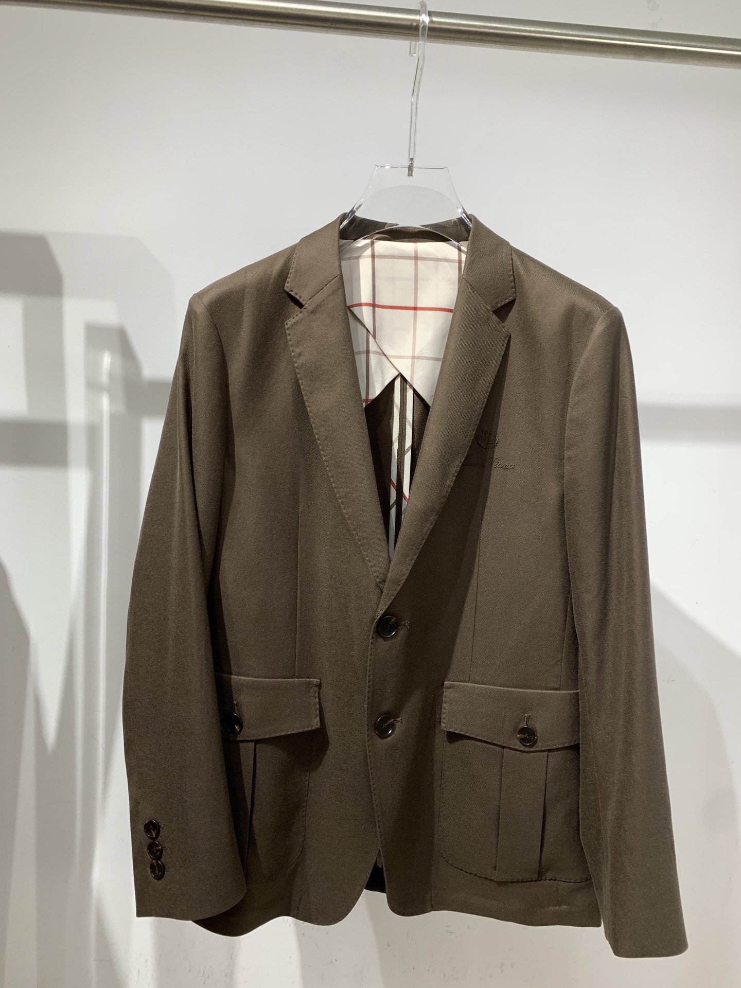 Loro Piana诺悠 翩雅🔥#2026 春装新款男士商务休闲西服，采用优质 莱赛尔纤维 亚麻 氨纶混