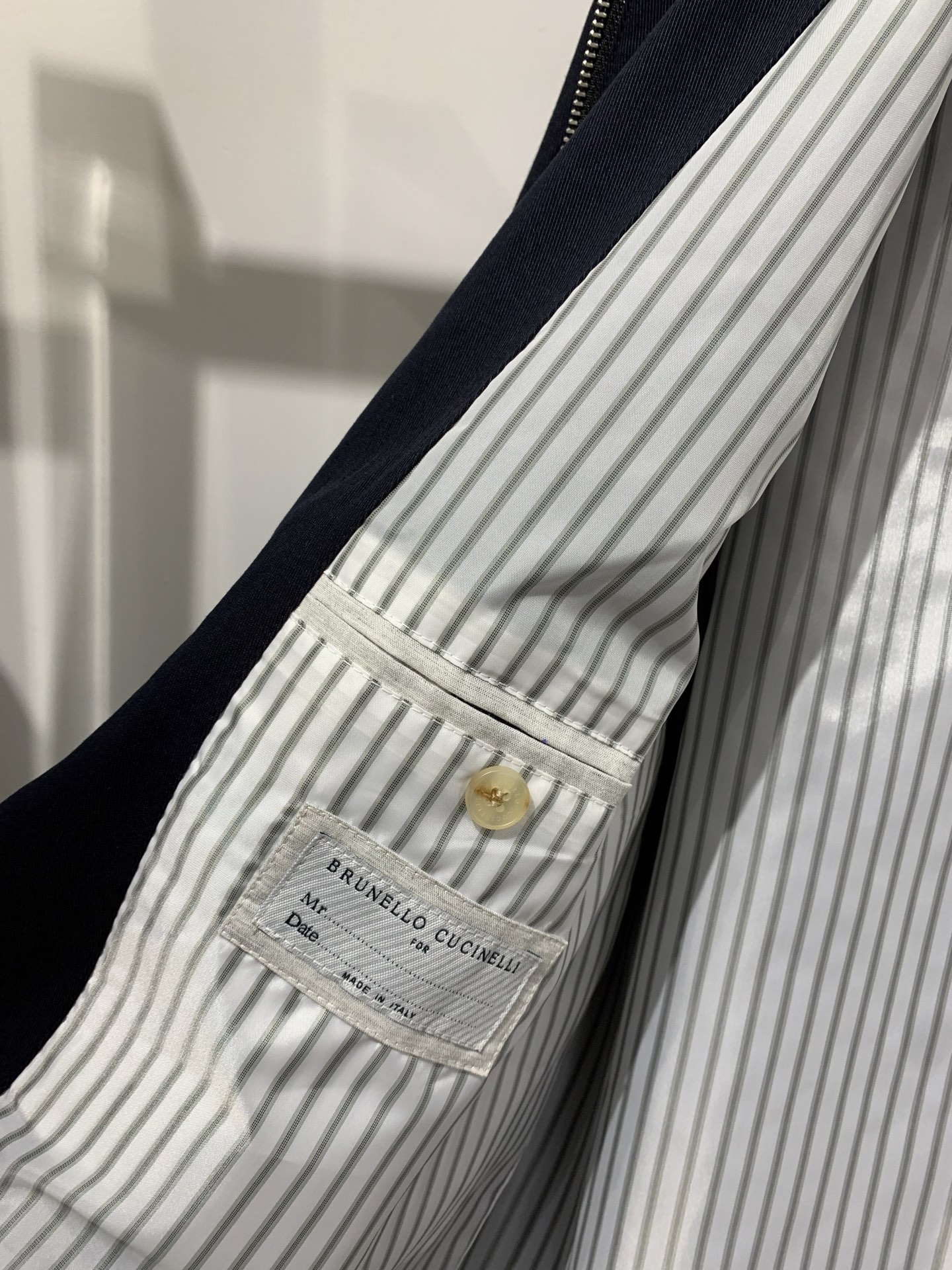 BC🏠#2026春款 老钱风男士立领外套 采用优质 莱赛尔纤维 尼龙 再生纤维混纺面料，手感舒适 胸前刺