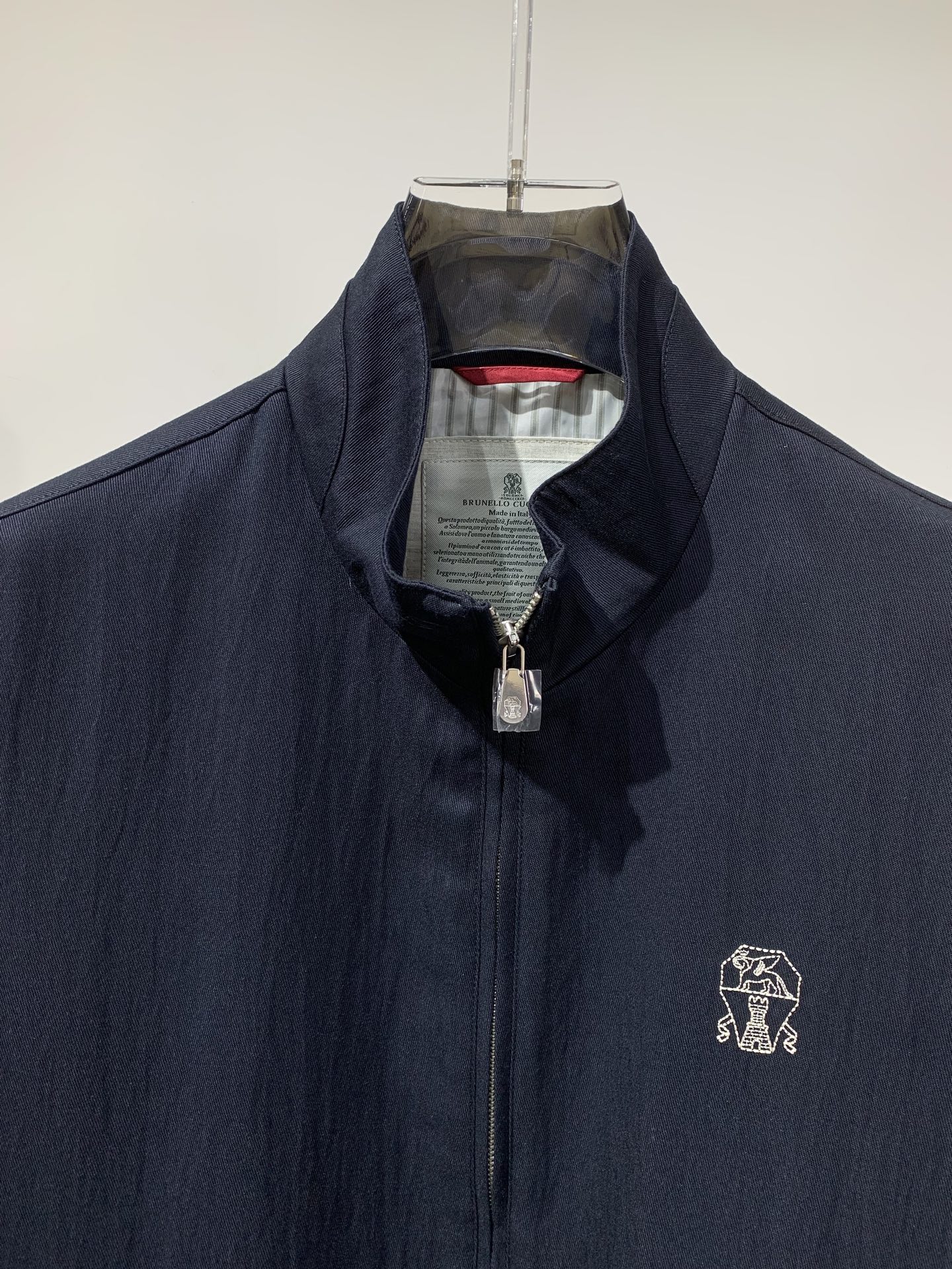 BC🏠#2026春款 老钱风男士立领外套 采用优质 莱赛尔纤维 尼龙 再生纤维混纺面料，手感舒适 胸前刺