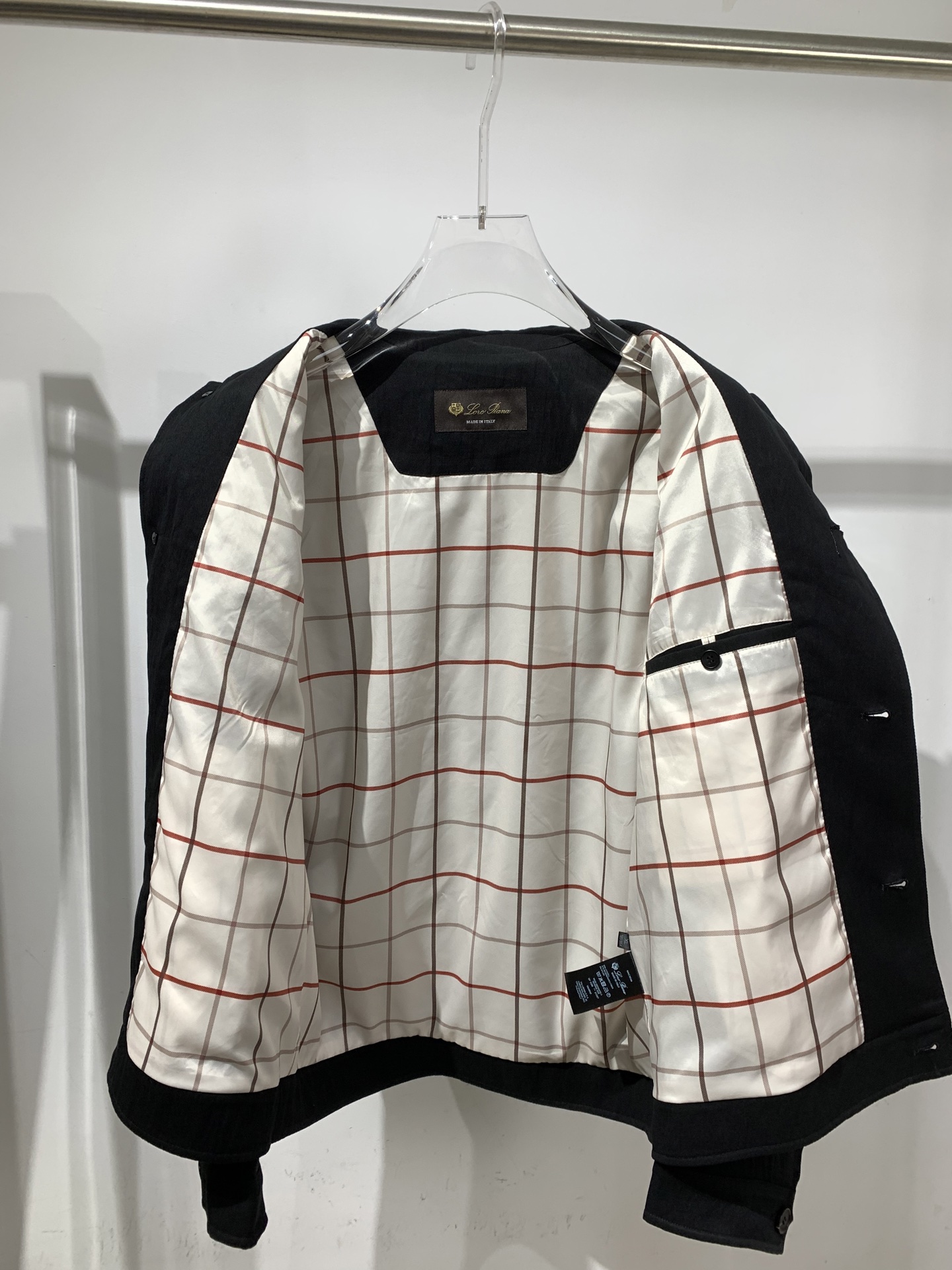 Loro Piana&诺悠 翩雅🔥#2026春款 男士翻领外套 采用优质定制面料 透气舒适度高，细节无可