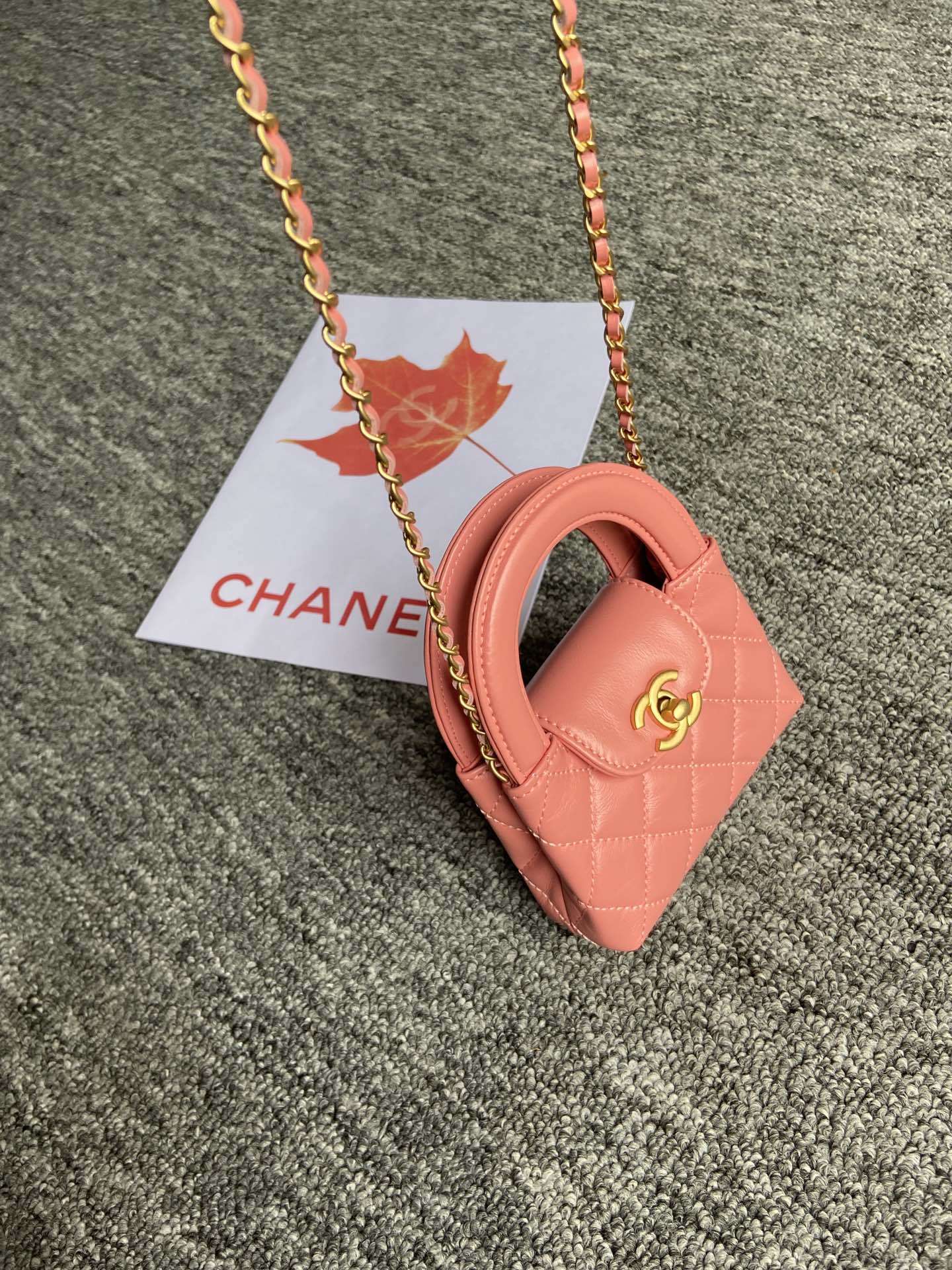 香奈儿绝美款️CHANEL2023/24新品!A绝美巴黎女性气质!香奈儿2023/24秋冬系列全黑手袋大