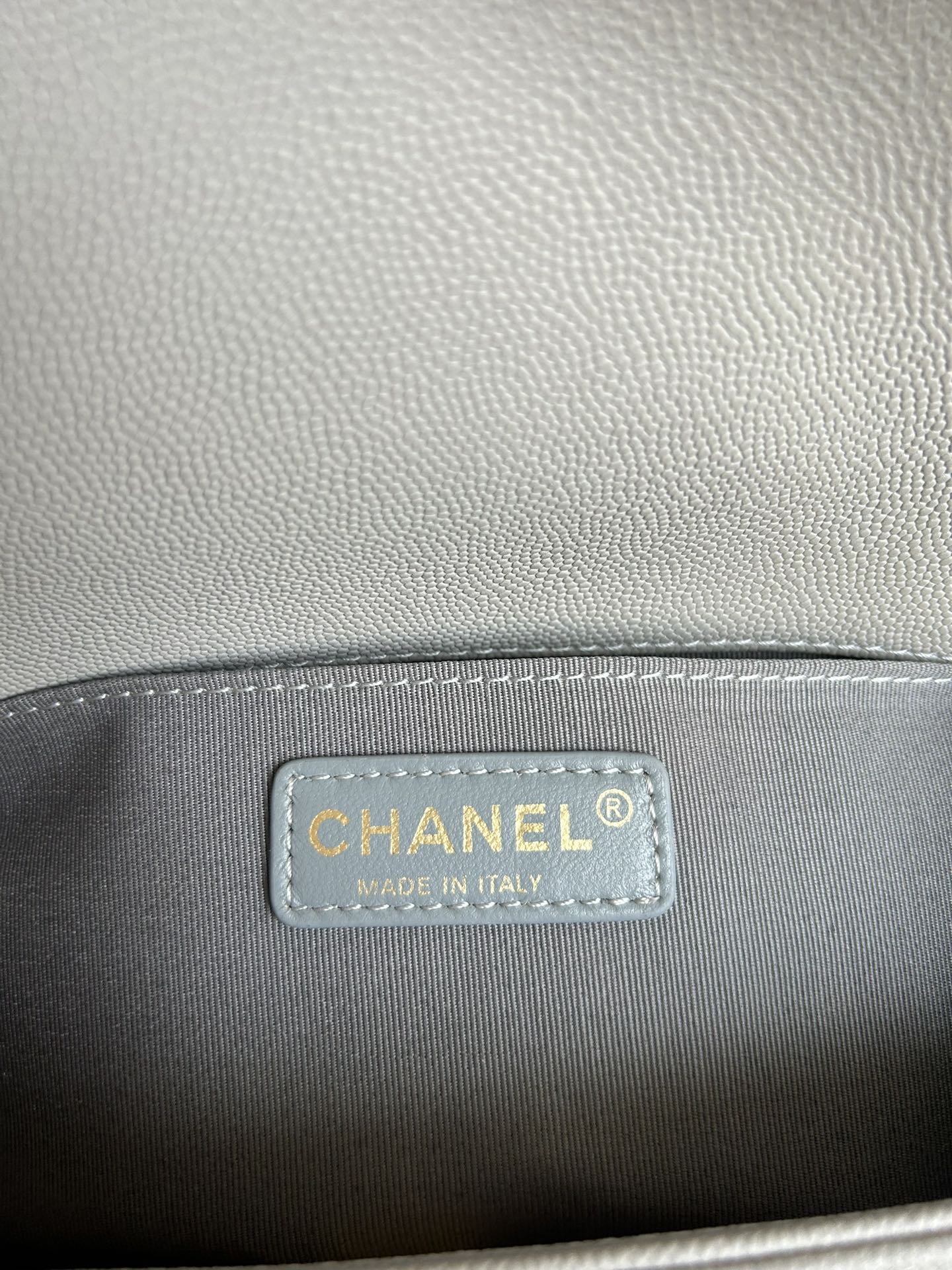 V格细球纹Chanel18秋冬爆款67086leboy系列V格进口细球纹小牛皮实物颜色非常漂亮原厂进口2