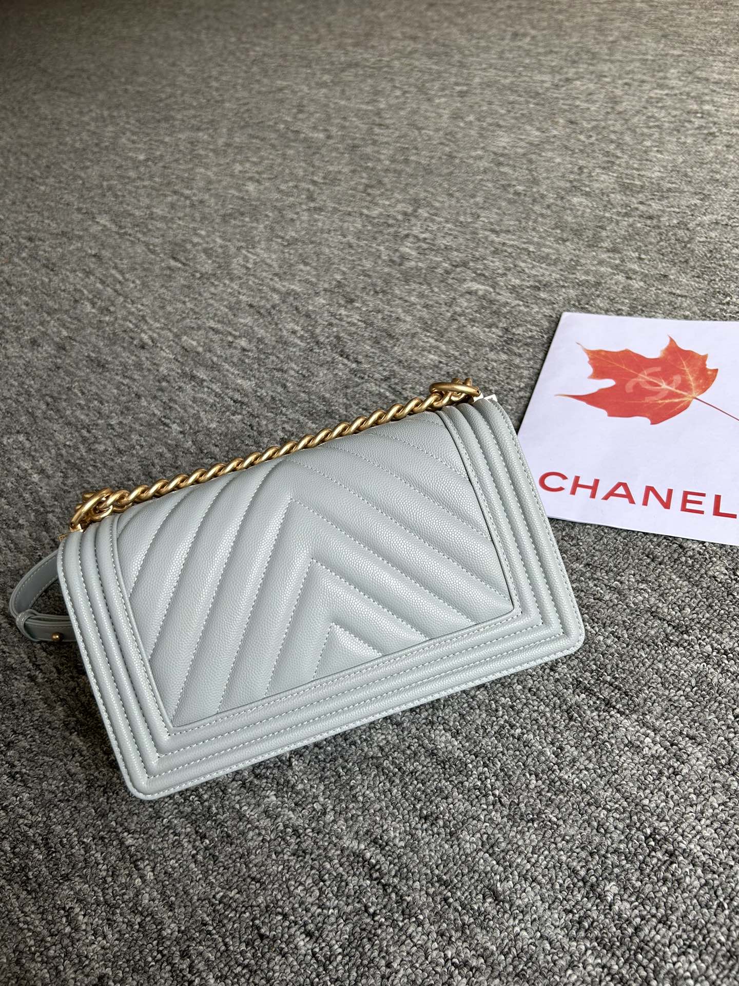 V格细球纹Chanel18秋冬爆款67086leboy系列V格进口细球纹小牛皮实物颜色非常漂亮原厂进口2