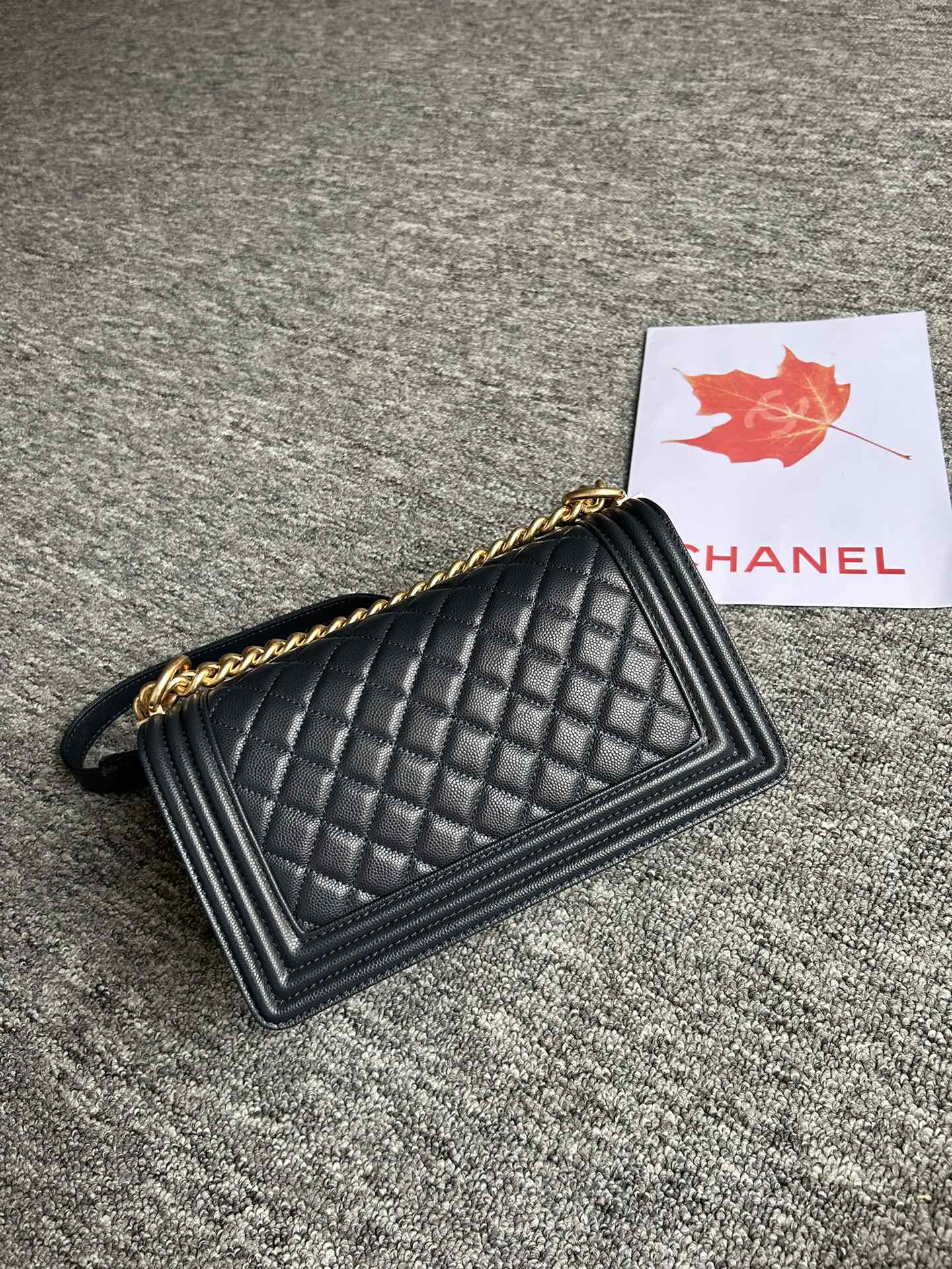 V格细球纹Chanel18秋冬爆款67086leboy系列V格进口细球纹小牛皮实物颜色非常漂亮原厂进口2