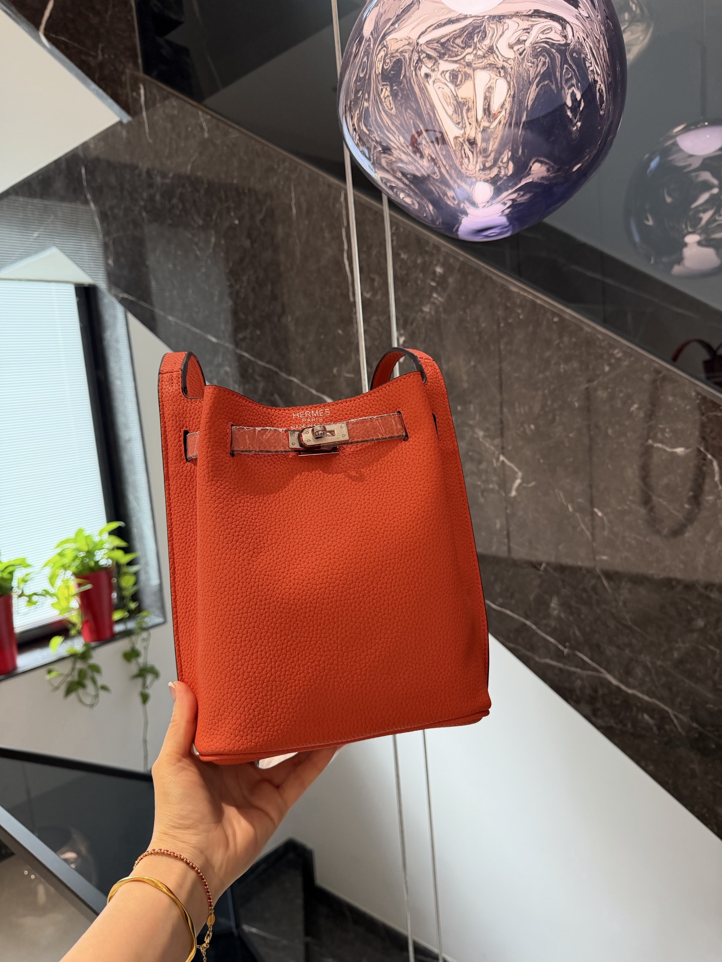 Alternative view of Hermes Handbag 09938