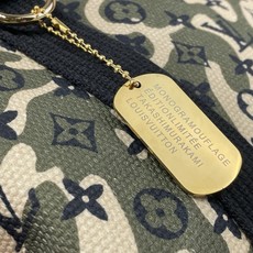 【顶级原单】【LV ×Takashi Tote 手袋 】m95783 迷彩/村上隆 村上隆手提单肩包购物袋 LV ×Ta 【顶级原单】【LV ×Takashi Tote 手袋 】m95783 迷彩/村上隆 村上隆手提单肩包购物袋 LV ×Ta