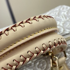 【顶级原单】【SPEEDY SOFT 30 手袋】 M28479 白色/提花 本款 Speedy Soft 30 手袋焕 【顶级原单】【SPEEDY SOFT 30 手袋】 M28479 白色/提花 本款 Speedy Soft 30 手袋焕