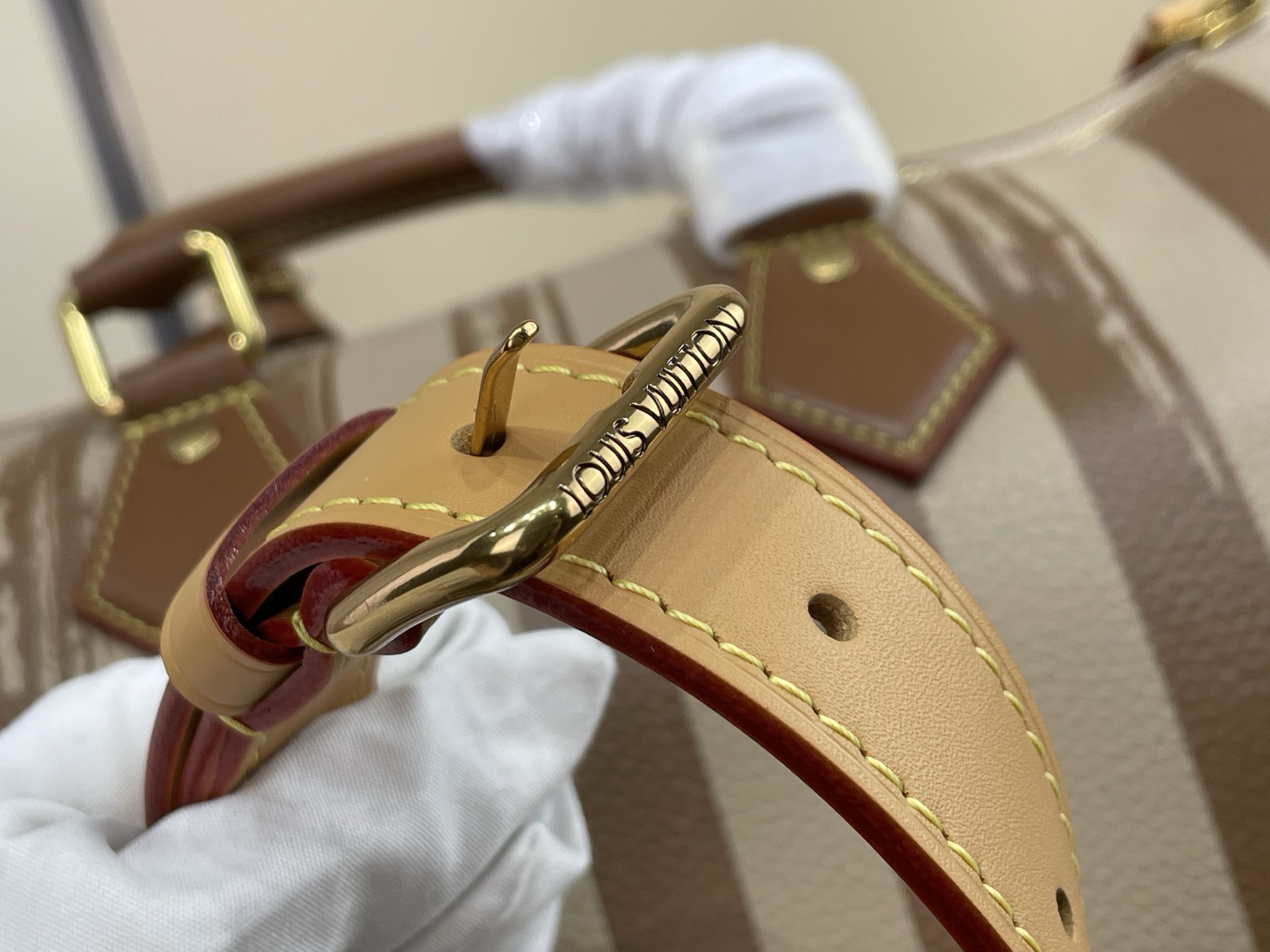 【SPEEDY BANDOULIÈRE30 手袋 】M14064 卡其色(条纹)本款 Speedy Bandouli 【SPEEDY BANDOULIÈRE30 手袋 】M14064 卡其色(条纹)本款 Speedy Bandouli