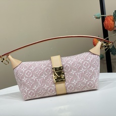 【顶级原单】【POCHETTE MIA 手袋】M2A382 粉色/提花 本款优雅 Pochette Mia 手袋聚焦 M 【顶级原单】【POCHETTE MIA 手袋】M2A382 粉色/提花 本款优雅 Pochette Mia 手袋聚焦 M