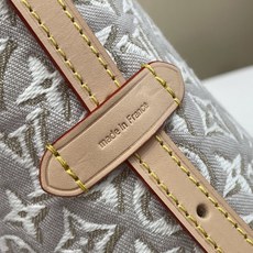 【顶级原单】【CARRYALL EAST WEST 手袋 】M2A136 白色/提花 2026 早秋系列演绎 Carry 【顶级原单】【CARRYALL EAST WEST 手袋 】M2A136 白色/提花 2026 早秋系列演绎 Carry