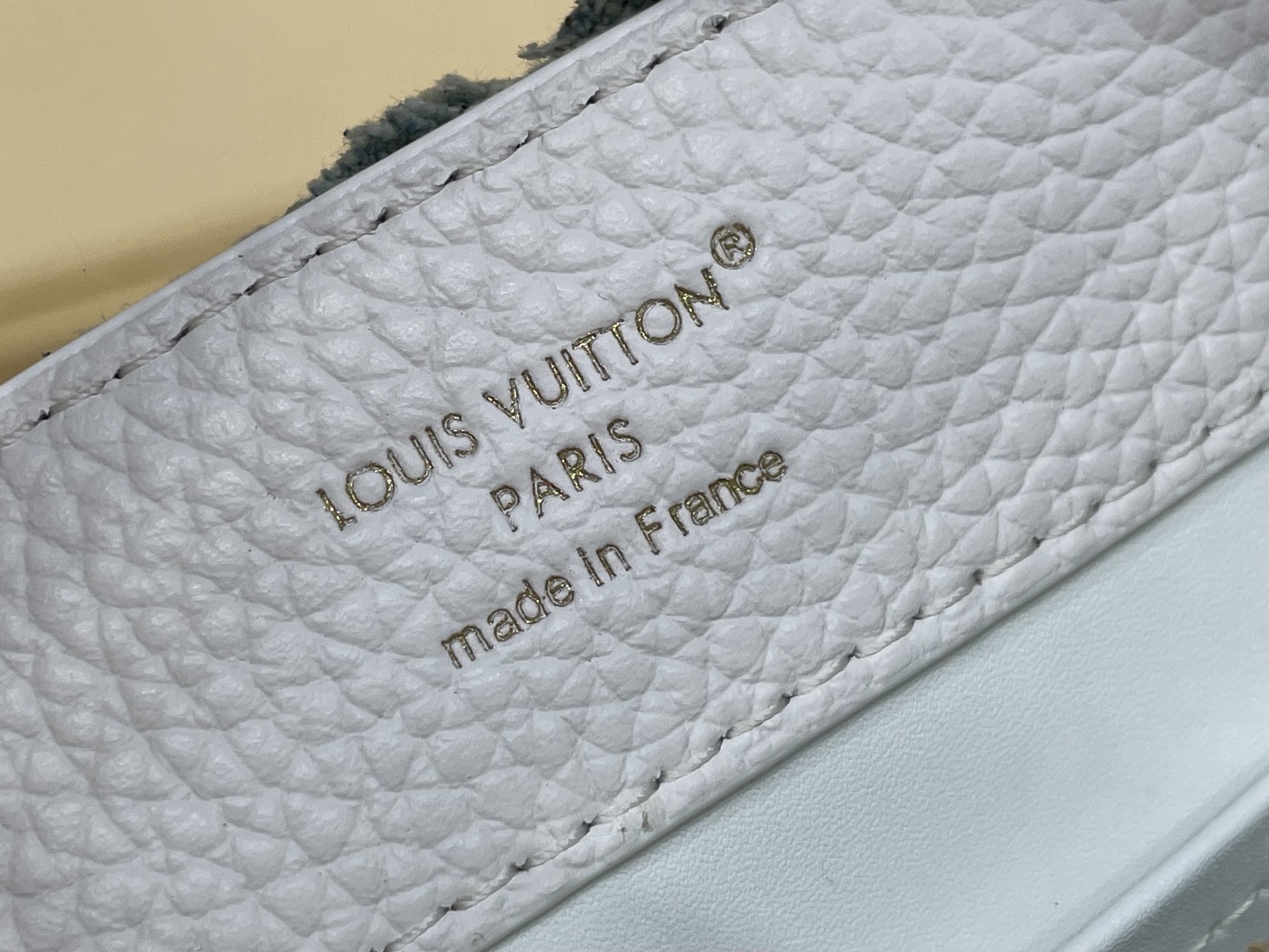 【顶级原单】【CAPUCINES 迷你手袋】M28305 蓝色（牛仔） 本款 Denim Rendez-Vous 系列 