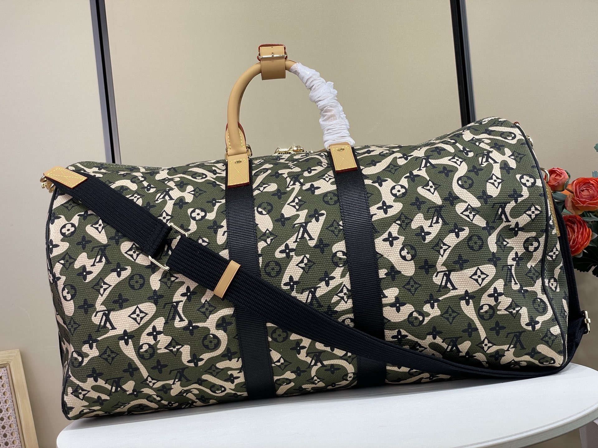 【顶级原单】【KEEPALL 55 旅行袋（配肩带）】M95774 帆布/迷彩 品牌经典袋款Keepall，在Damie