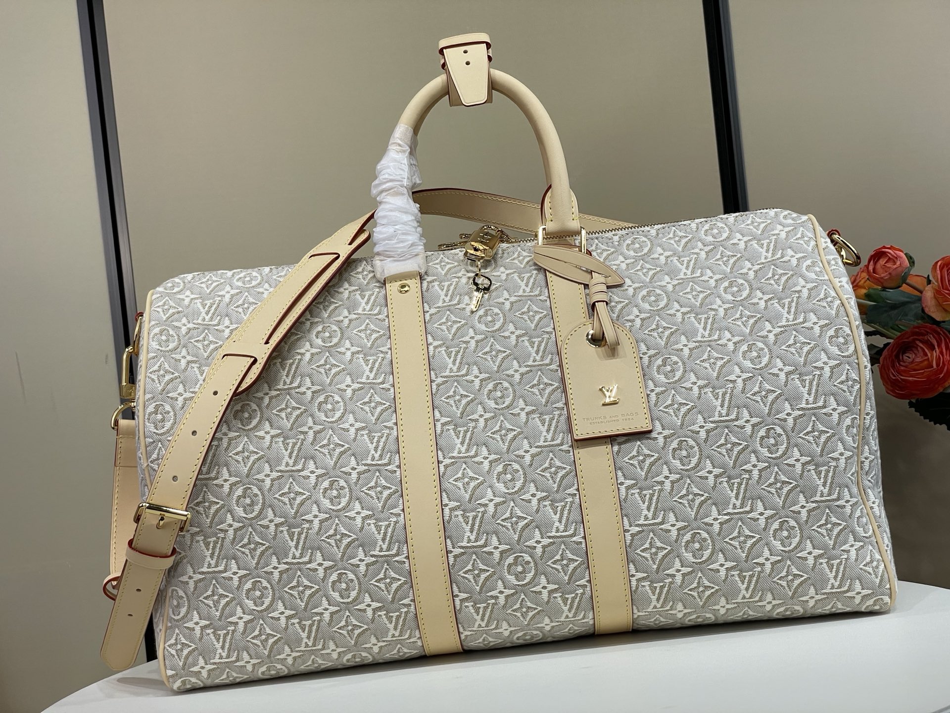 【顶级原单】【KEEPALL BANDOULIÈRE 45 旅行袋】M29670 白色/提花 本款 Keepall Ba 【顶级原单】【KEEPALL BANDOULIÈRE 45 旅行袋】M29670 白色/提花 本款 Keepall Ba