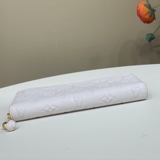 【顶级原单】【Zippy 拉链钱夹】m28969 浅紫色/圆珠拉牌(花卉) 从装饰内部装修的Monogram·Fuiyu 【顶级原单】【Zippy 拉链钱夹】m28969 浅紫色/圆珠拉牌(花卉) 从装饰内部装修的Monogram·Fuiyu