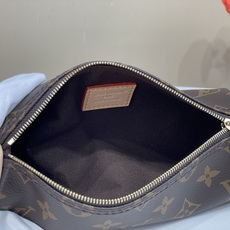 【顶级原单】【POCHETTE PAPILLON 圆筒手袋】M25703老花(钢五金) 翻阅路易威登的典藏档案,探寻 P 【顶级原单】【POCHETTE PAPILLON 圆筒手袋】M25703老花(钢五金) 翻阅路易威登的典藏档案,探寻 P