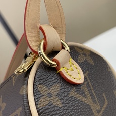 【顶级原单】【POCHETTE PAPILLON 圆筒手袋】M25703老花(钢五金) 翻阅路易威登的典藏档案,探寻 P 【顶级原单】【POCHETTE PAPILLON 圆筒手袋】M25703老花(钢五金) 翻阅路易威登的典藏档案,探寻 P