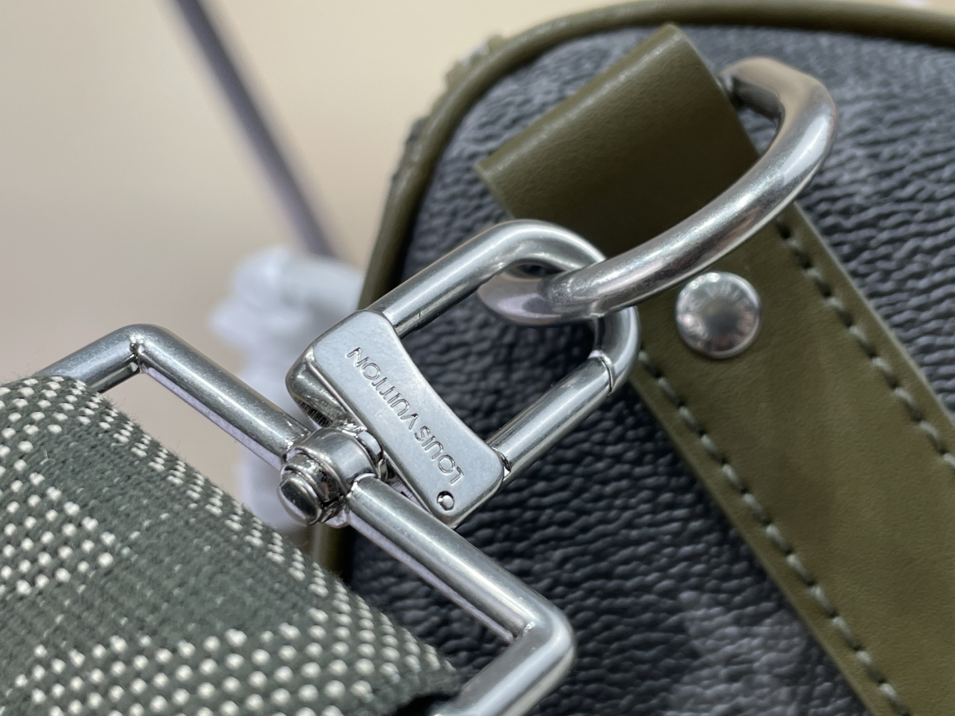 【顶级原单】【KEEPALL BANDOULIÈRE 35 手袋】M28639 黑花/绿色本款 Keepall Band 【顶级原单】【KEEPALL BANDOULIÈRE 35 手袋】M28639 黑花/绿色本款 Keepall Band
