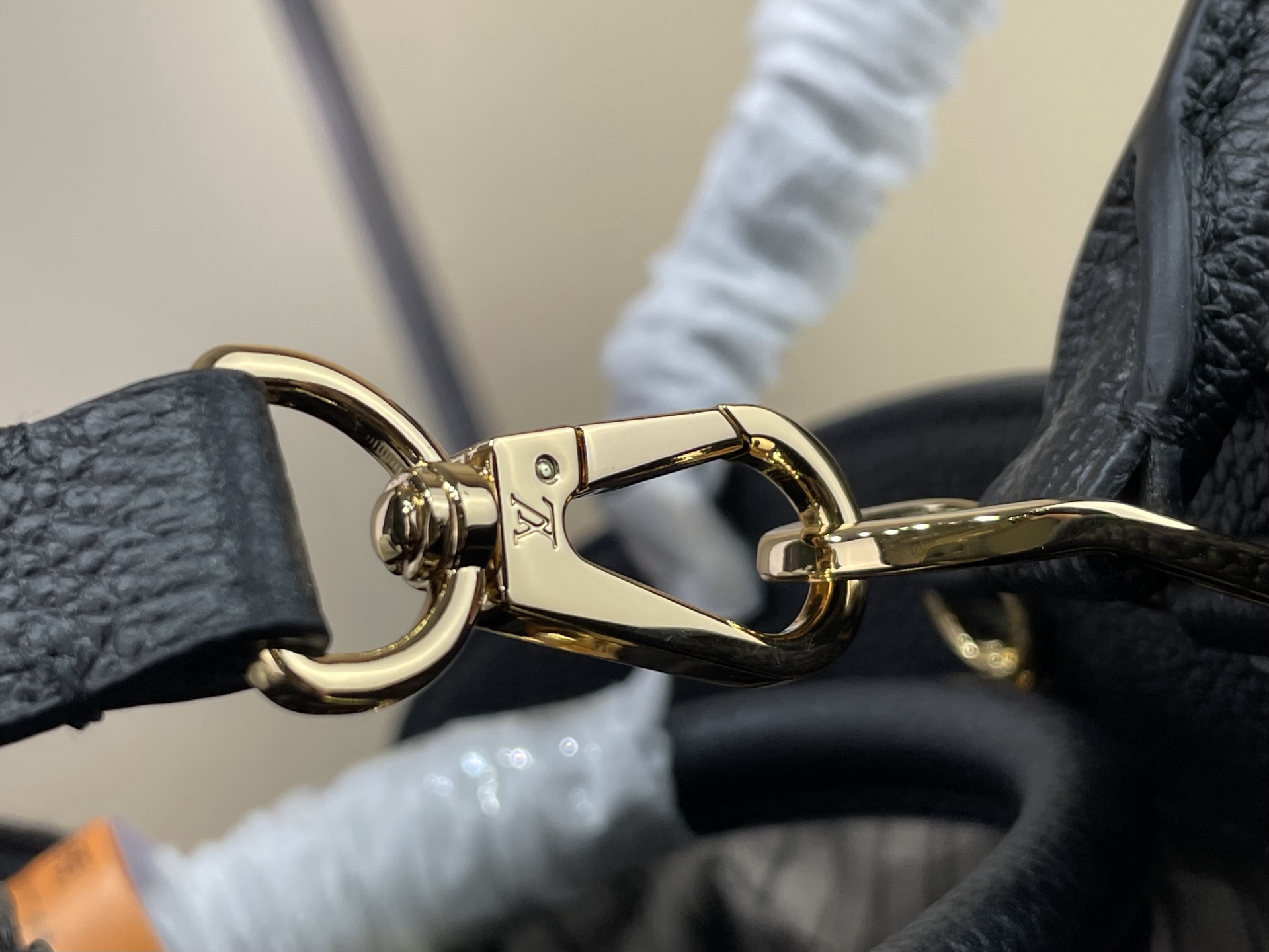 【顶级原单】【MONTAIGNE BB 手袋】M41053黑色压花（蒙田）  是活力四射的商务女士的理想之选 富有立体感