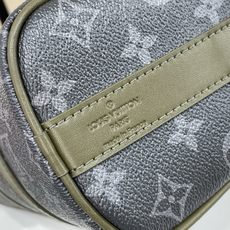 【顶级原单】【KEEPALL BANDOULIÈRE 25 手袋】M28638 黑花/绿色 本款 Keepall Ban 【顶级原单】【KEEPALL BANDOULIÈRE 25 手袋】M28638 黑花/绿色 本款 Keepall Ban